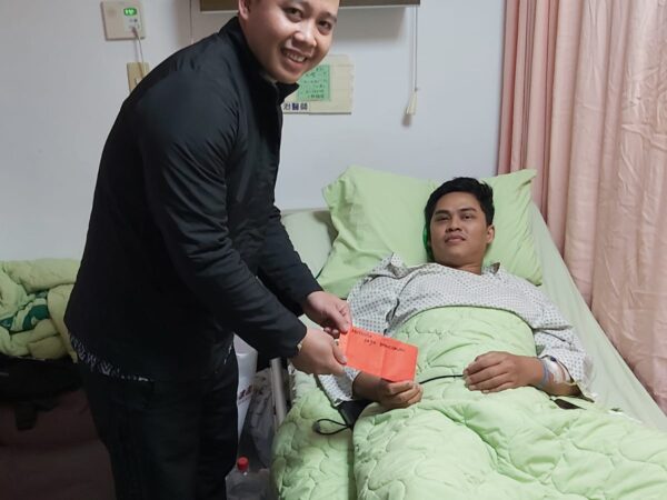 Pemberian bantuan untuk PMI yg sedang kena musibah